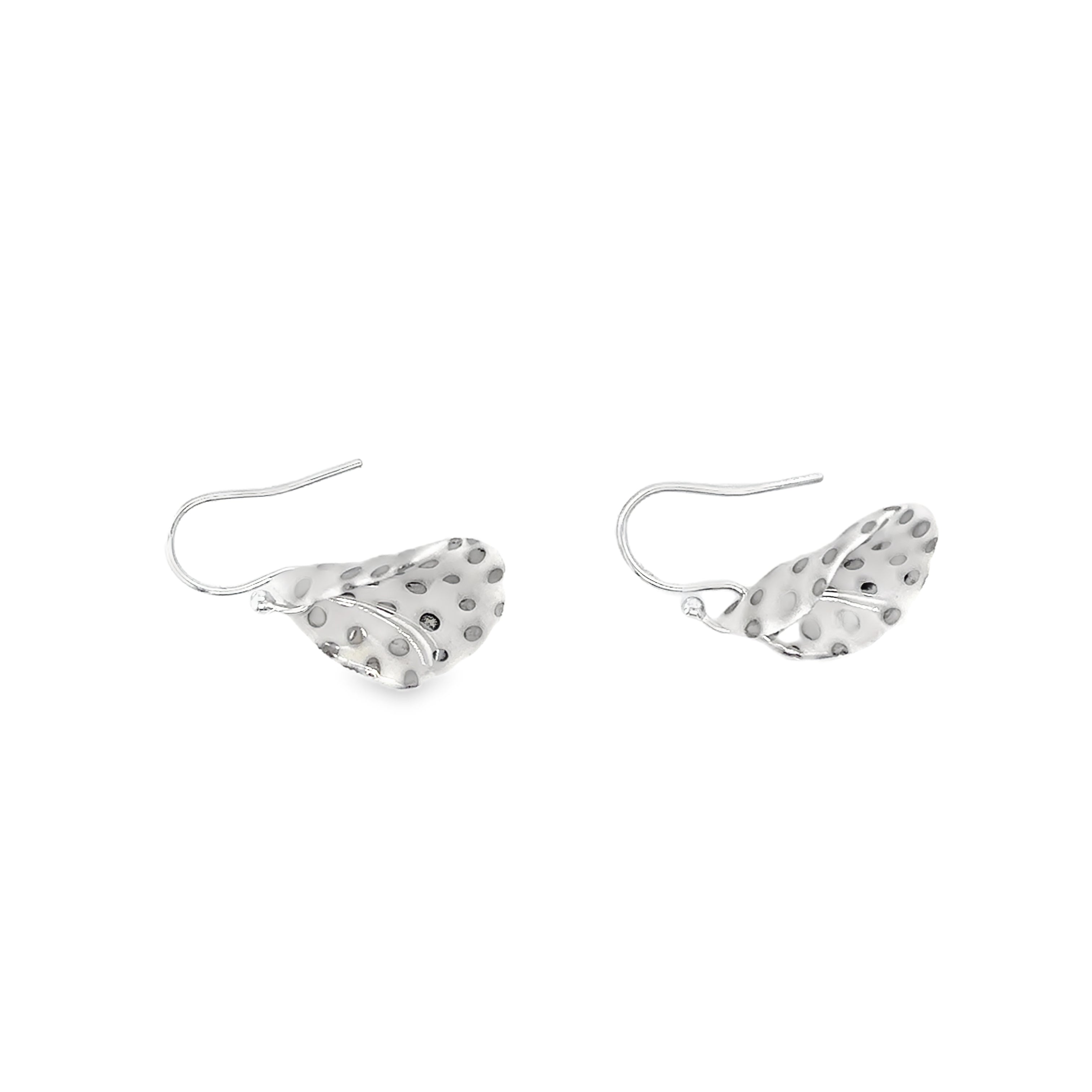 Porcelain petals Earrings decorated with Platinum lustre