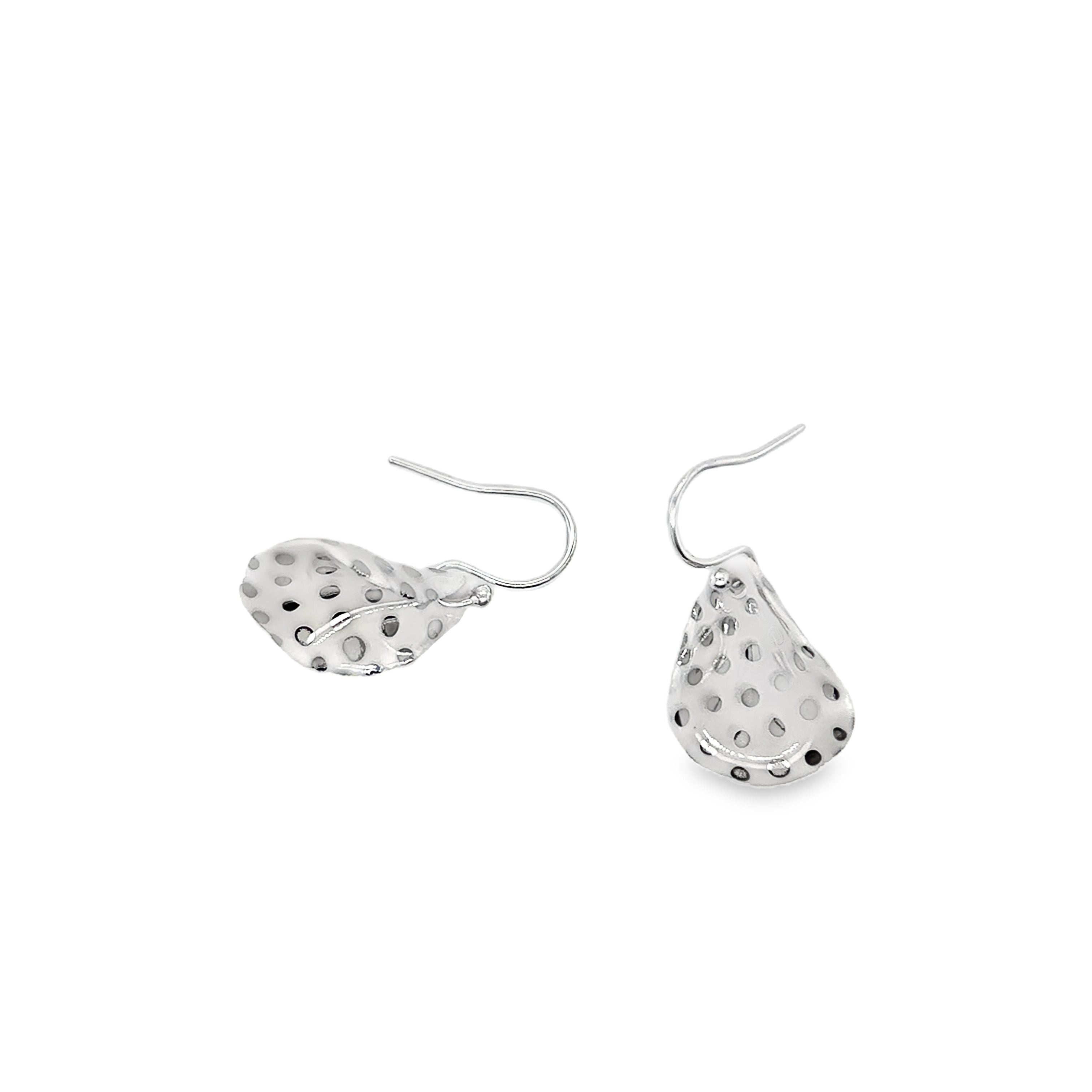 Porcelain petals Earrings decorated with Platinum lustre