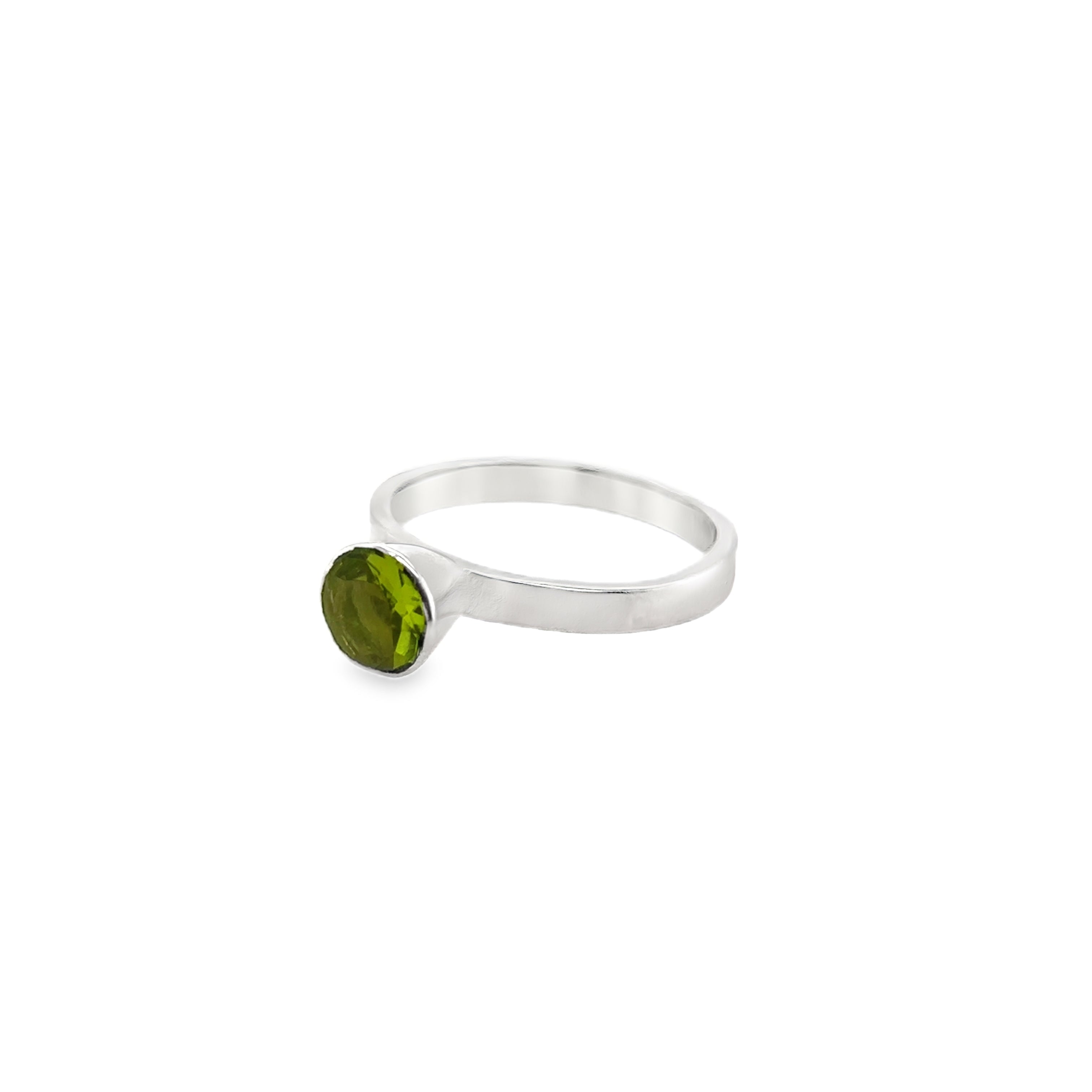 Peridot facetted sterling silver dress Ring