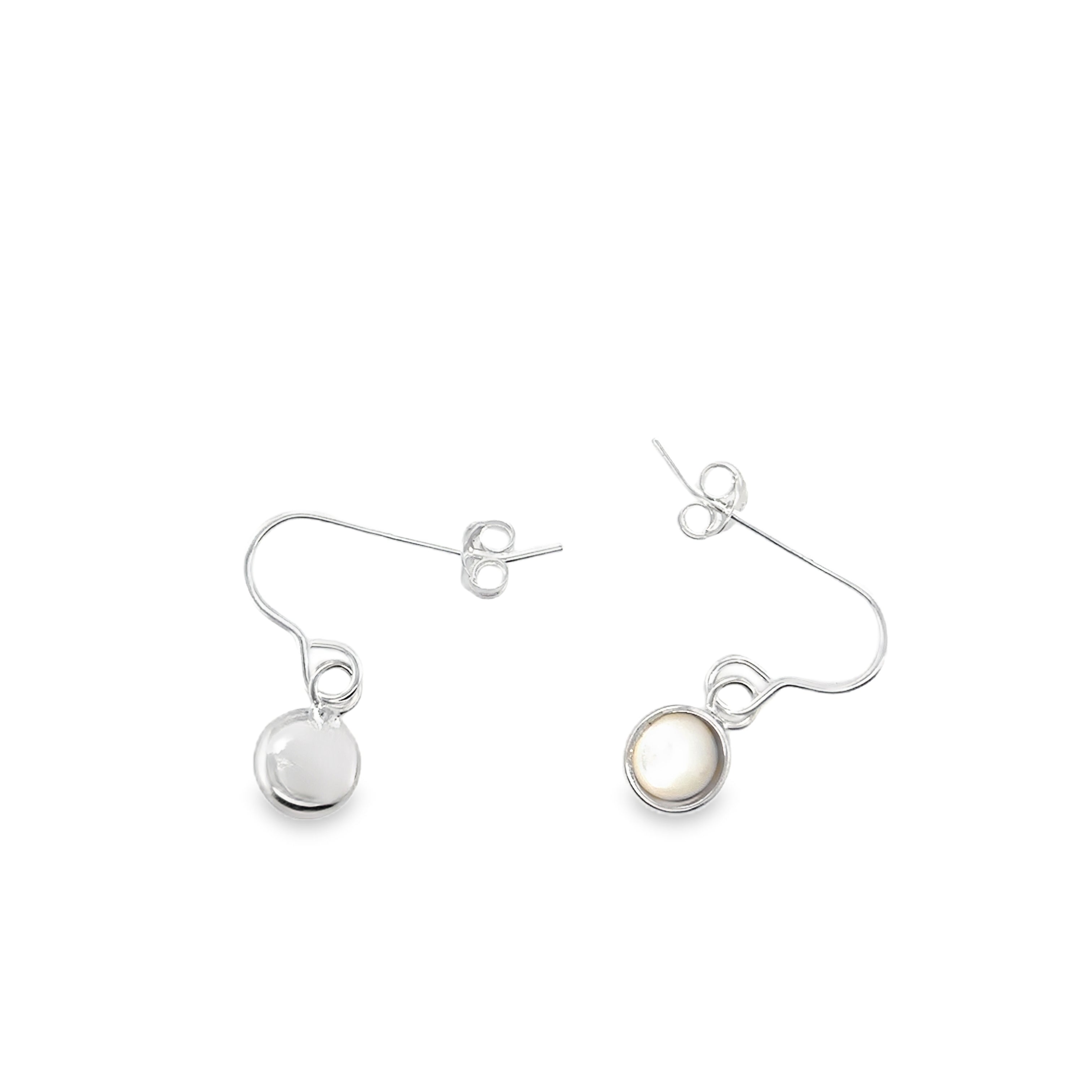 Mother of pearl cabochon silver hooks earrings