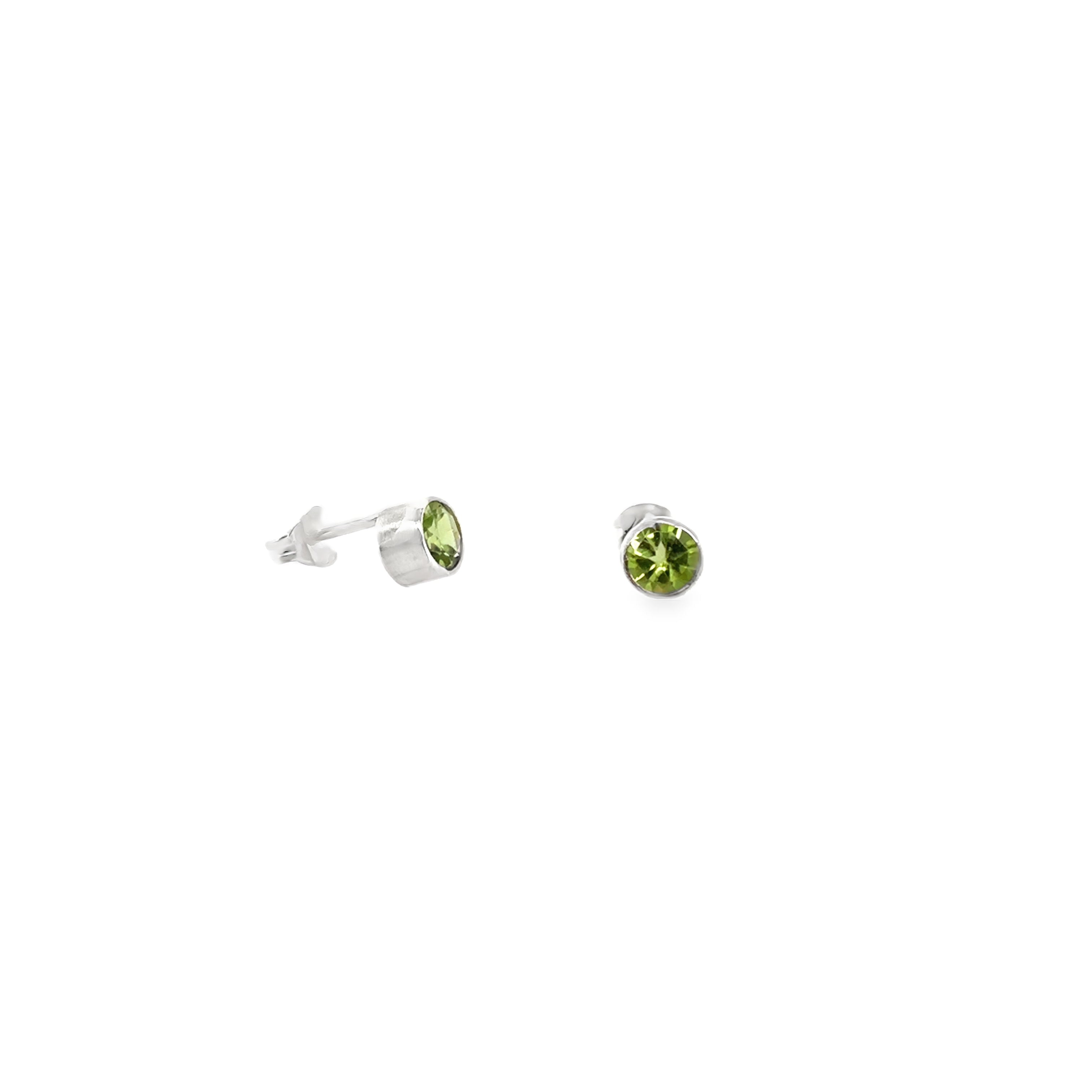 Green peridot silver Stud earrings