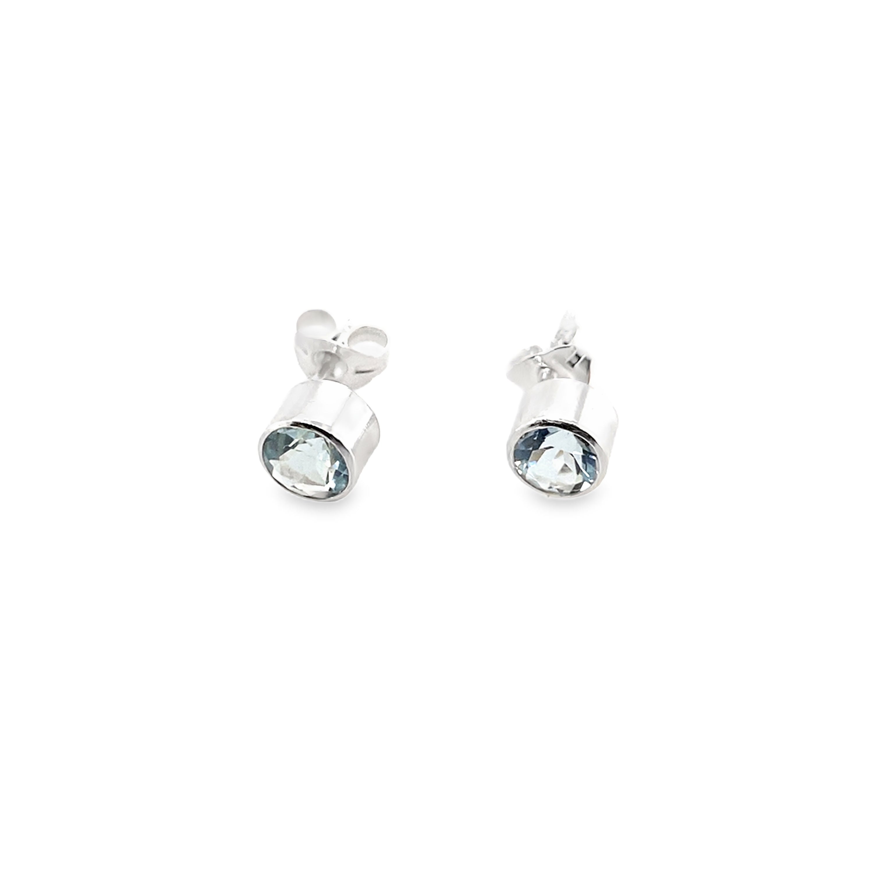 Faceted aqua marine silver studs