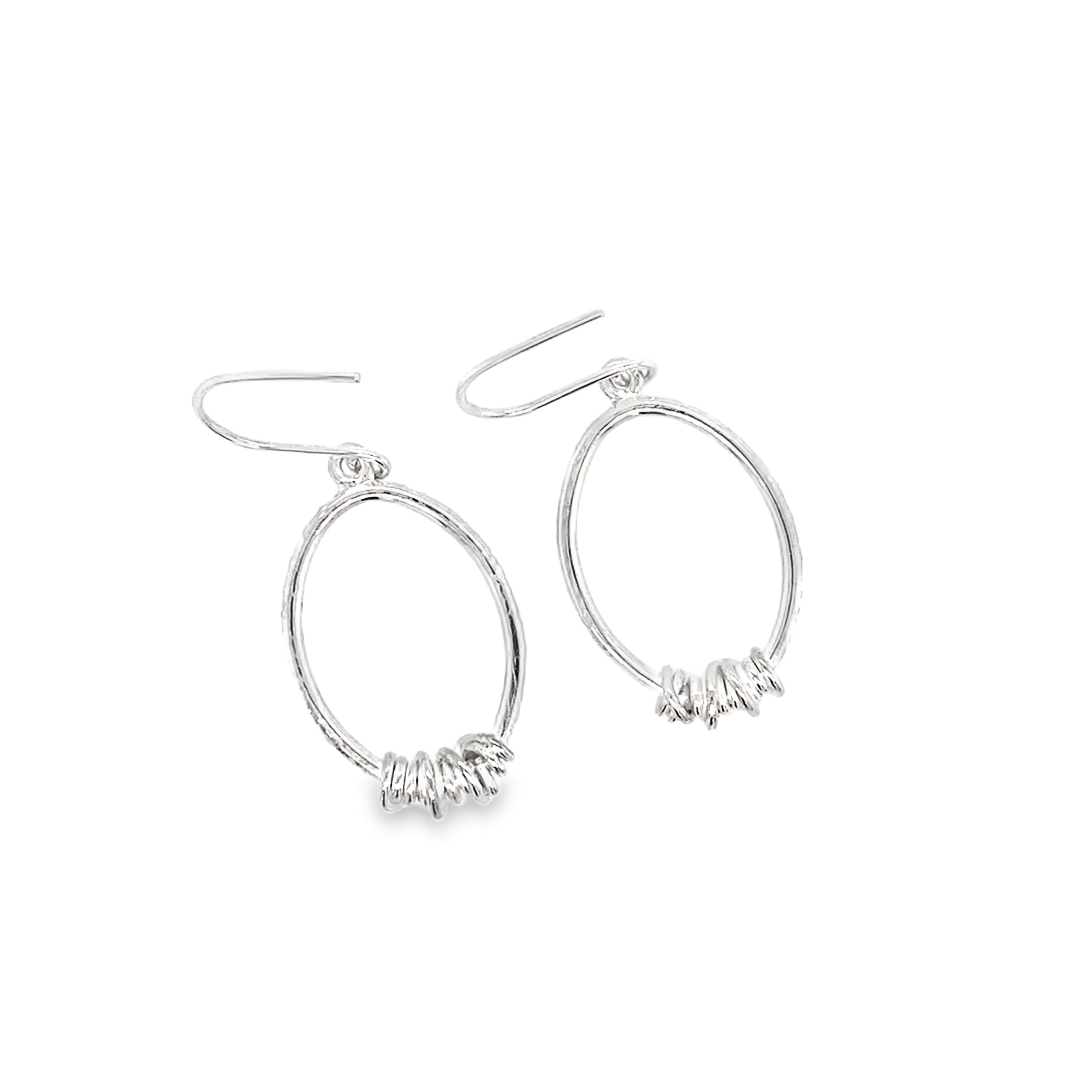 Textured oval bottom wrap silver drops