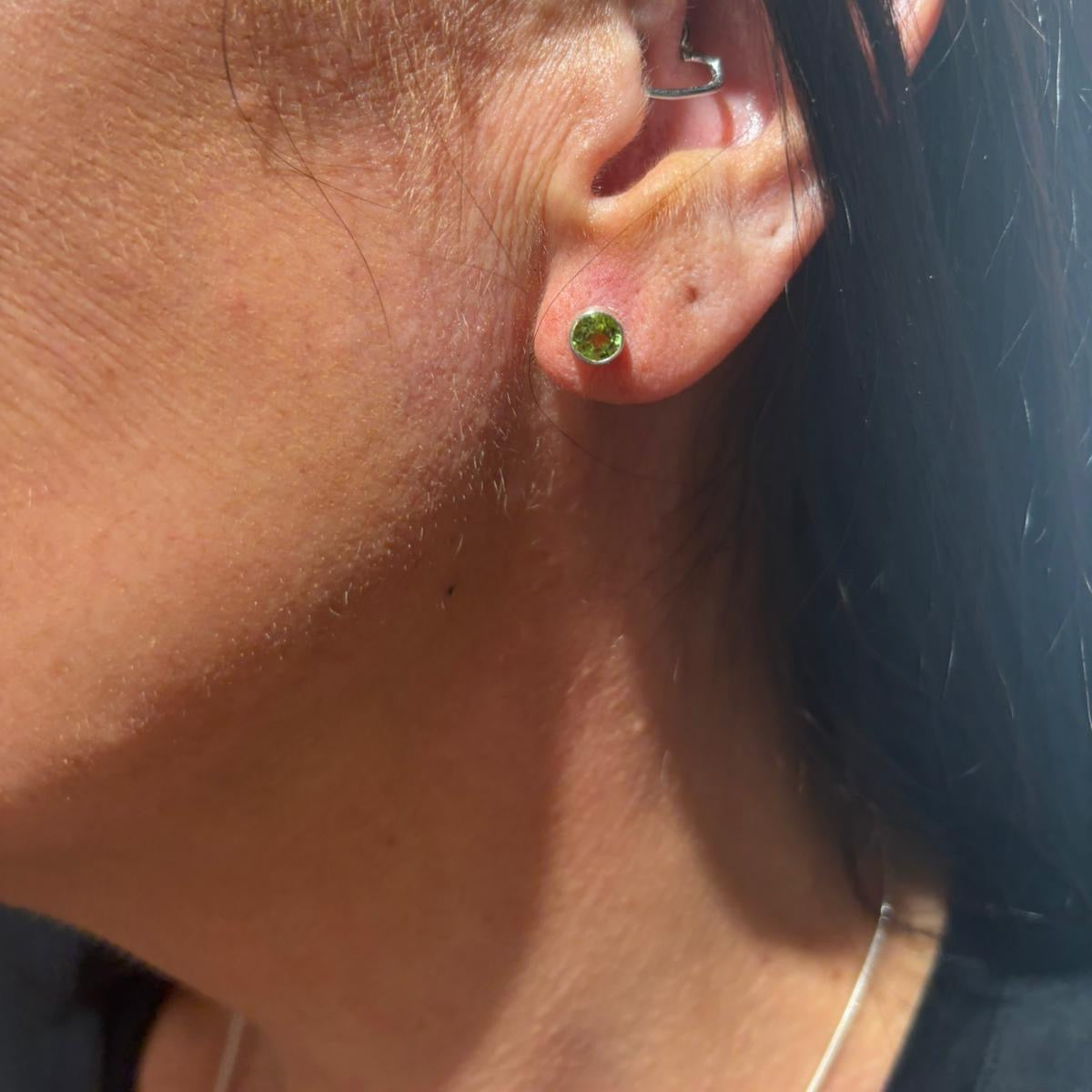 Green peridot silver Stud earrings