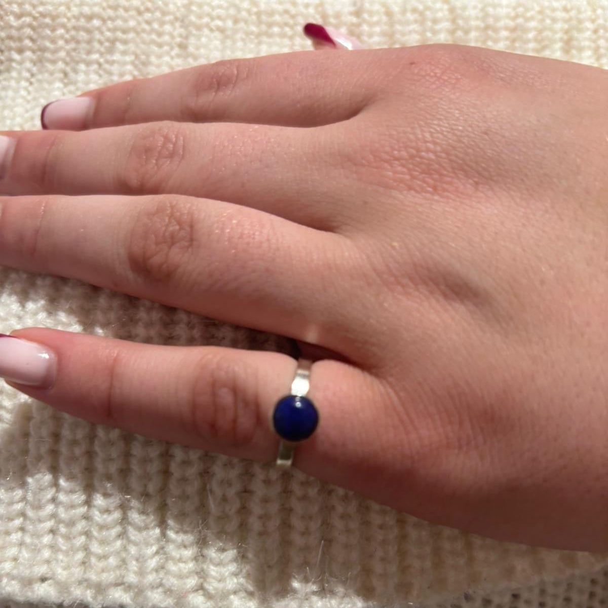 lapis lazuli cabochon Silver flat profile Ring