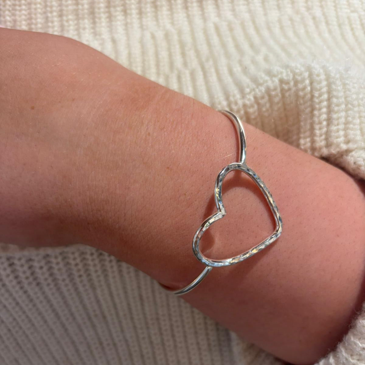 Silver flat heart Bracelet