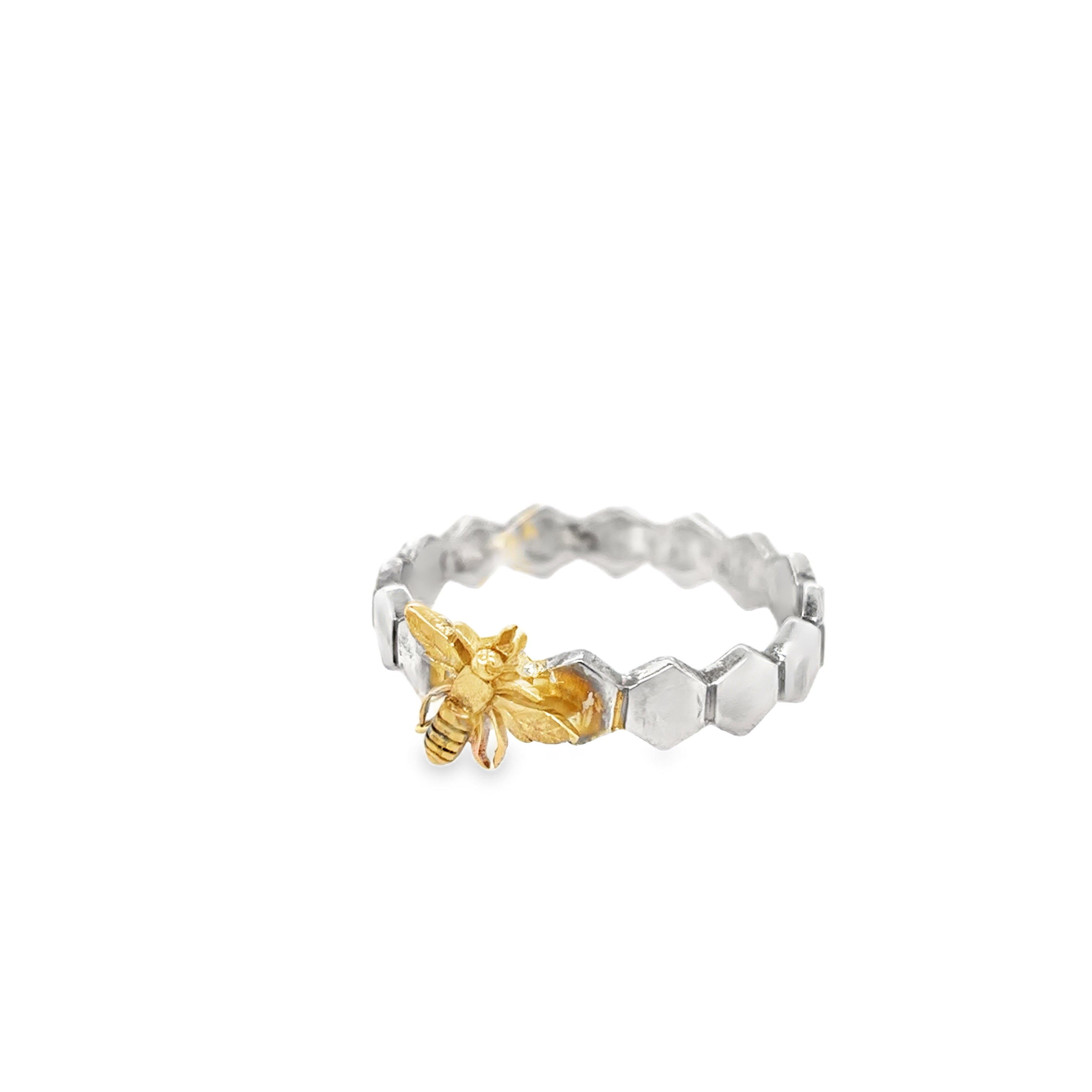 Honeycomb band with 9ct yellow gold bee Ring