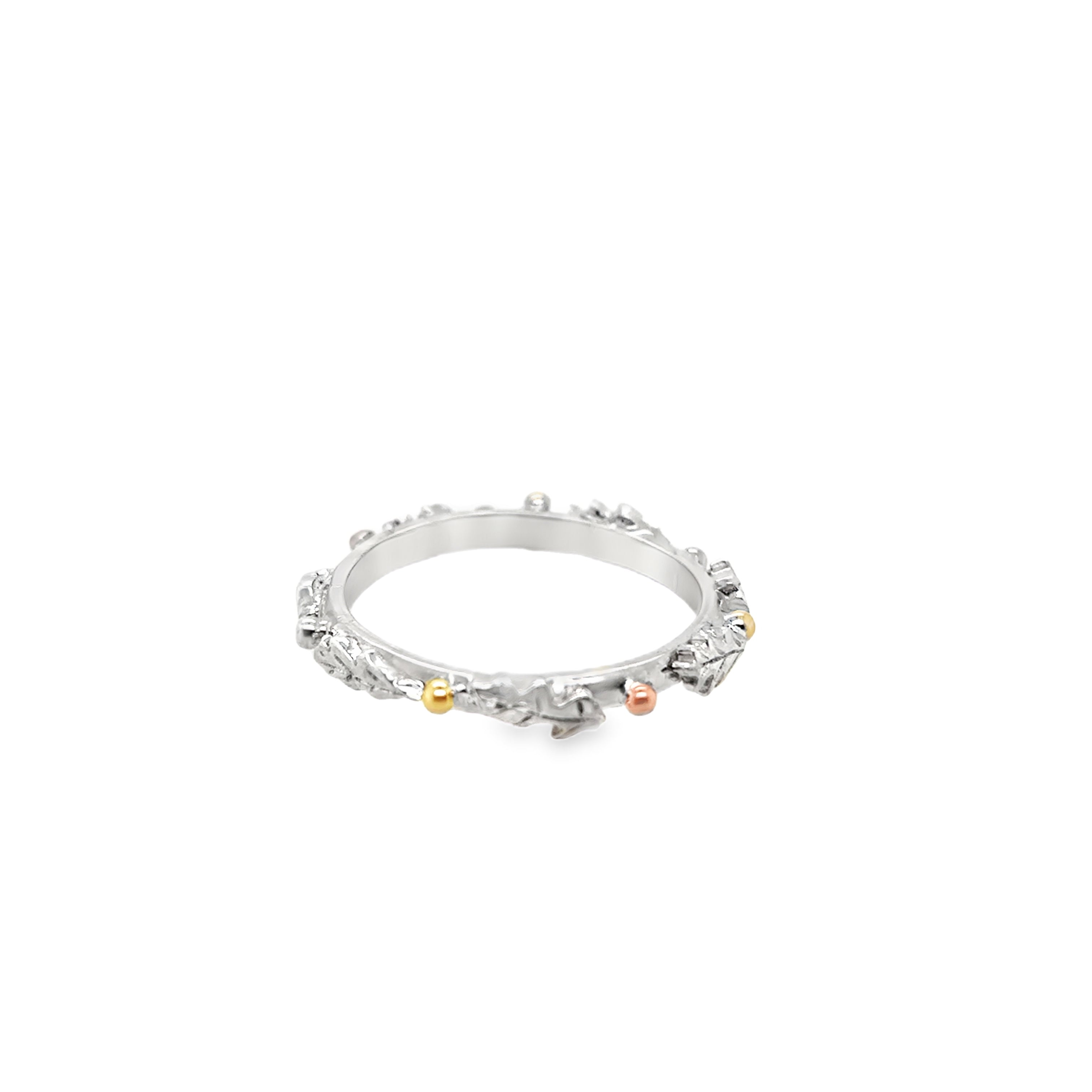 Oak leaf decorated Ring