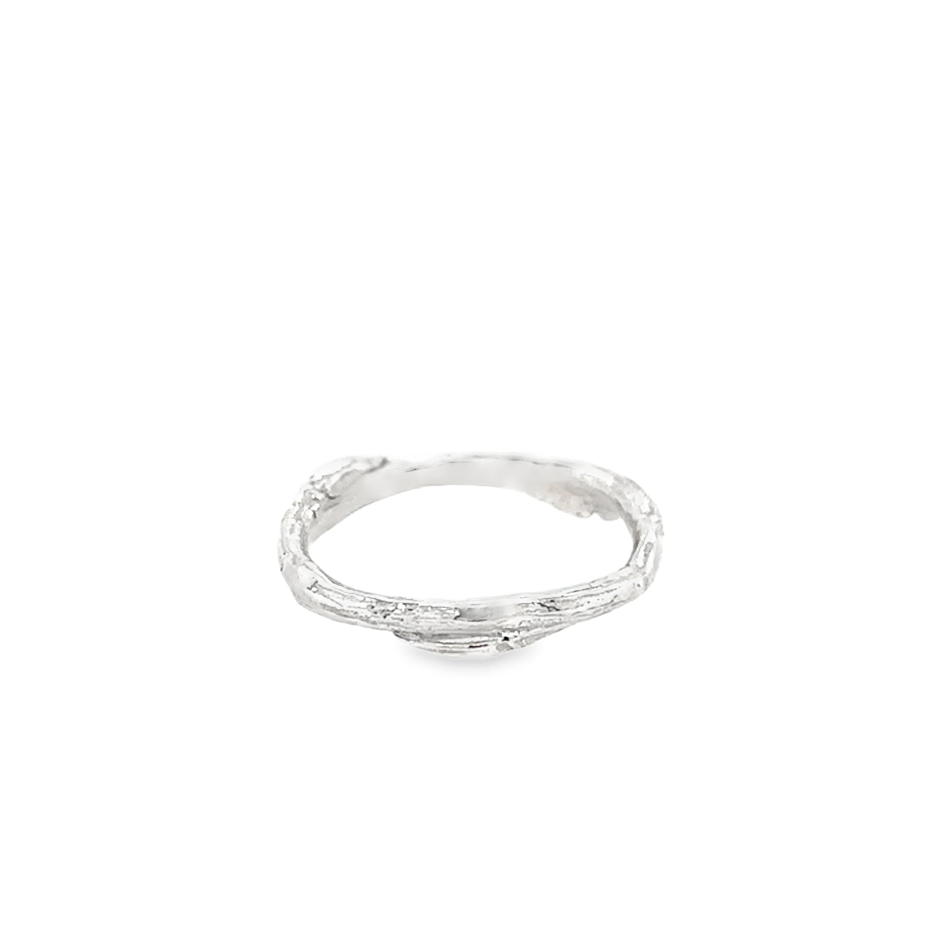 Single silver cast willow ring