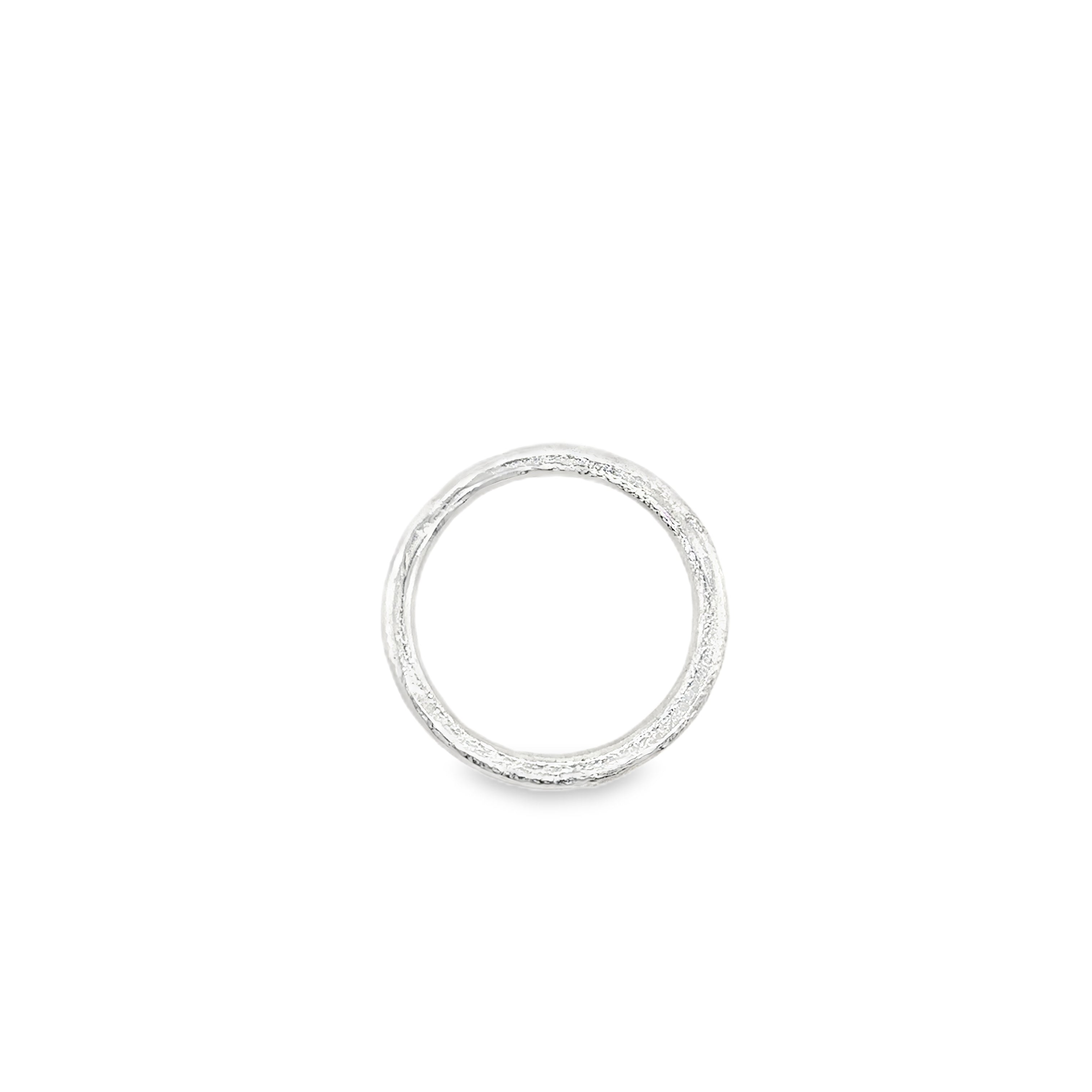 2.5mm hammered silver ring 2