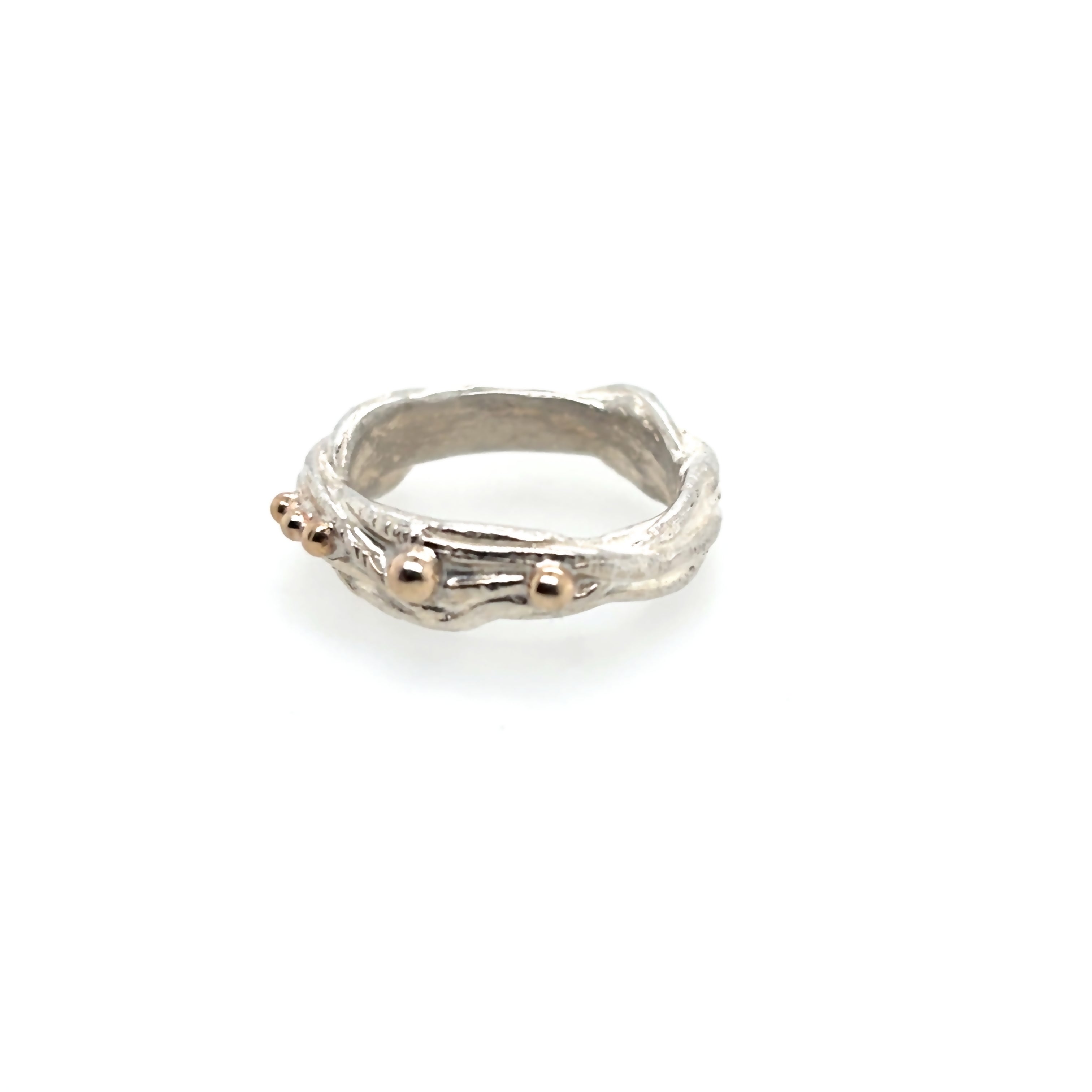 Wide wire silver ring