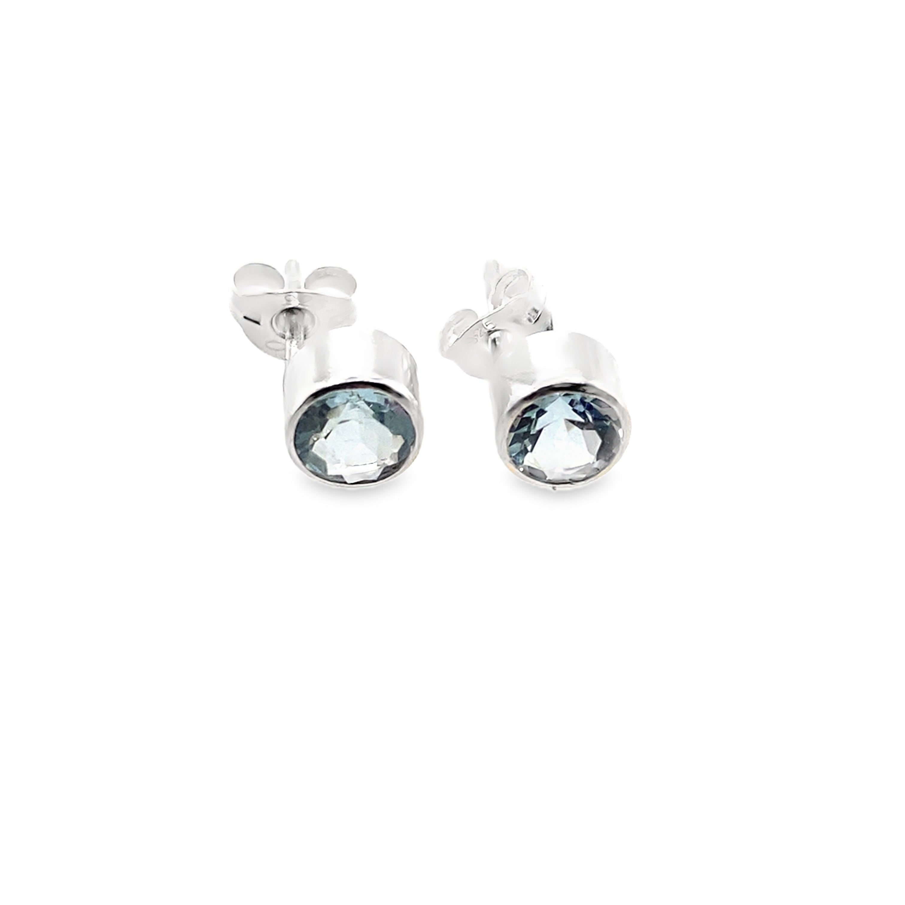 Faceted aqua marine silver studs