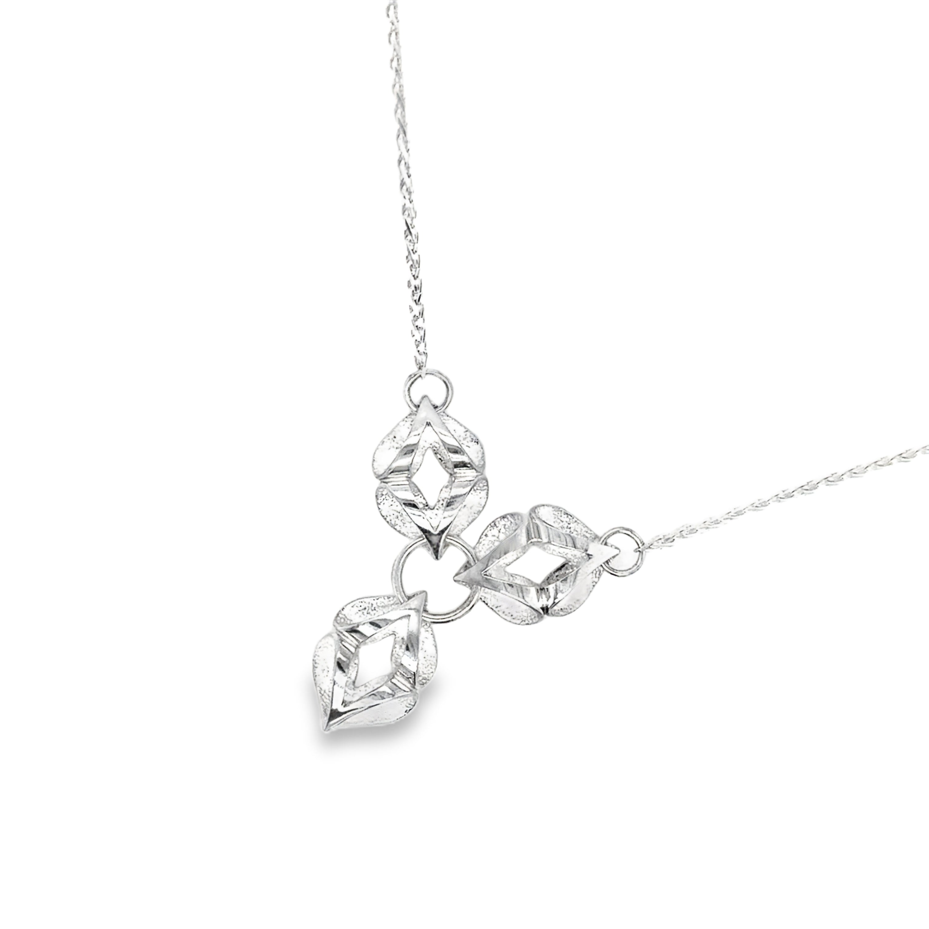 Small kiss necklace 3 Links