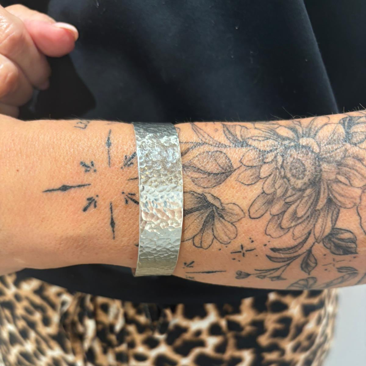 Wide polished silver bangle