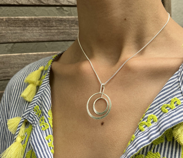 Gyra Pop Pendant